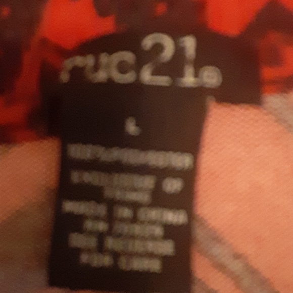 NWOT NEVER WORN Rue 21 Blouse - Picture 2 of 8